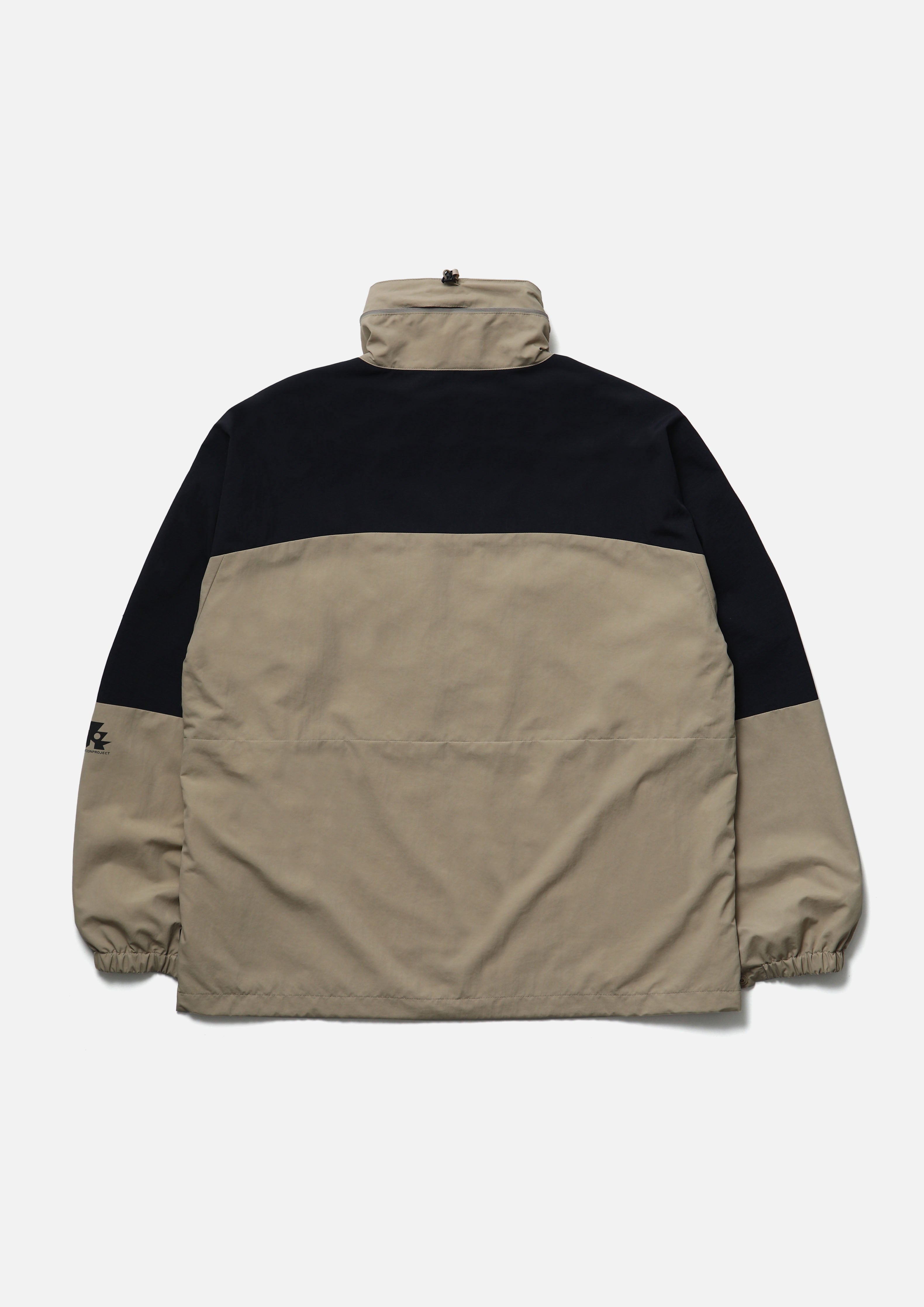MAP . DETACHABLE HOODED JACKET