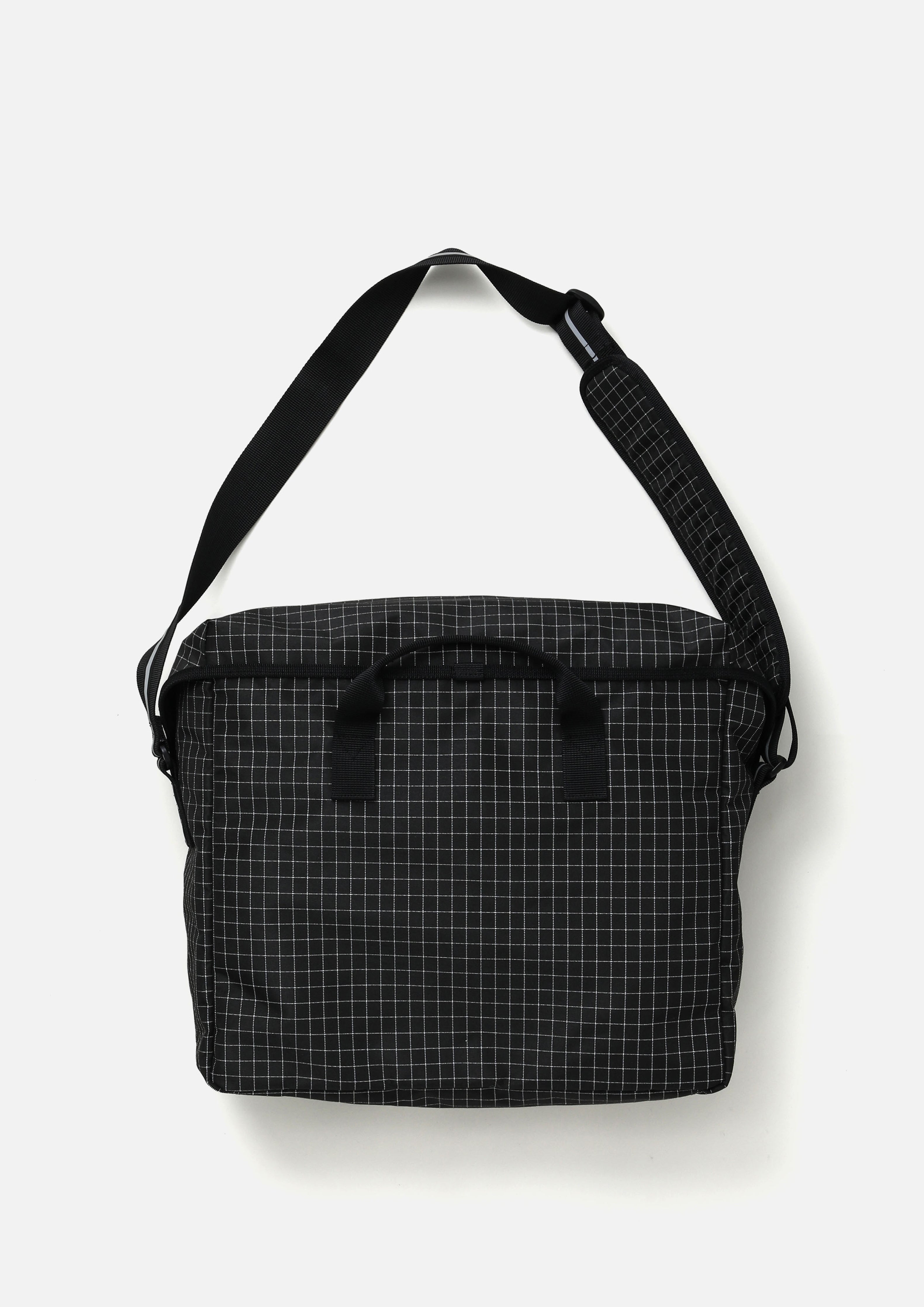 REFLECTIVE MESSENGER BAG