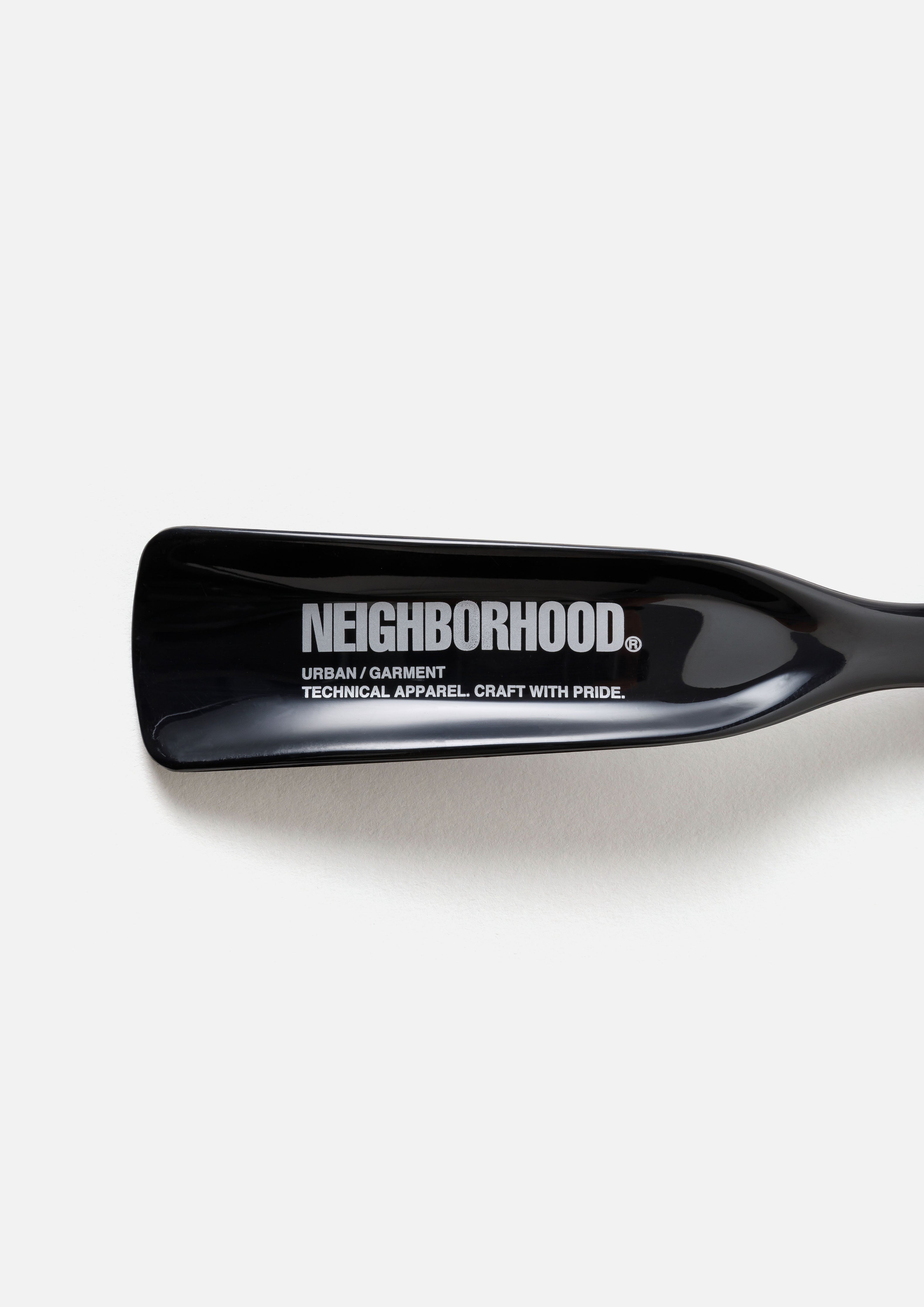 SHOEHORN