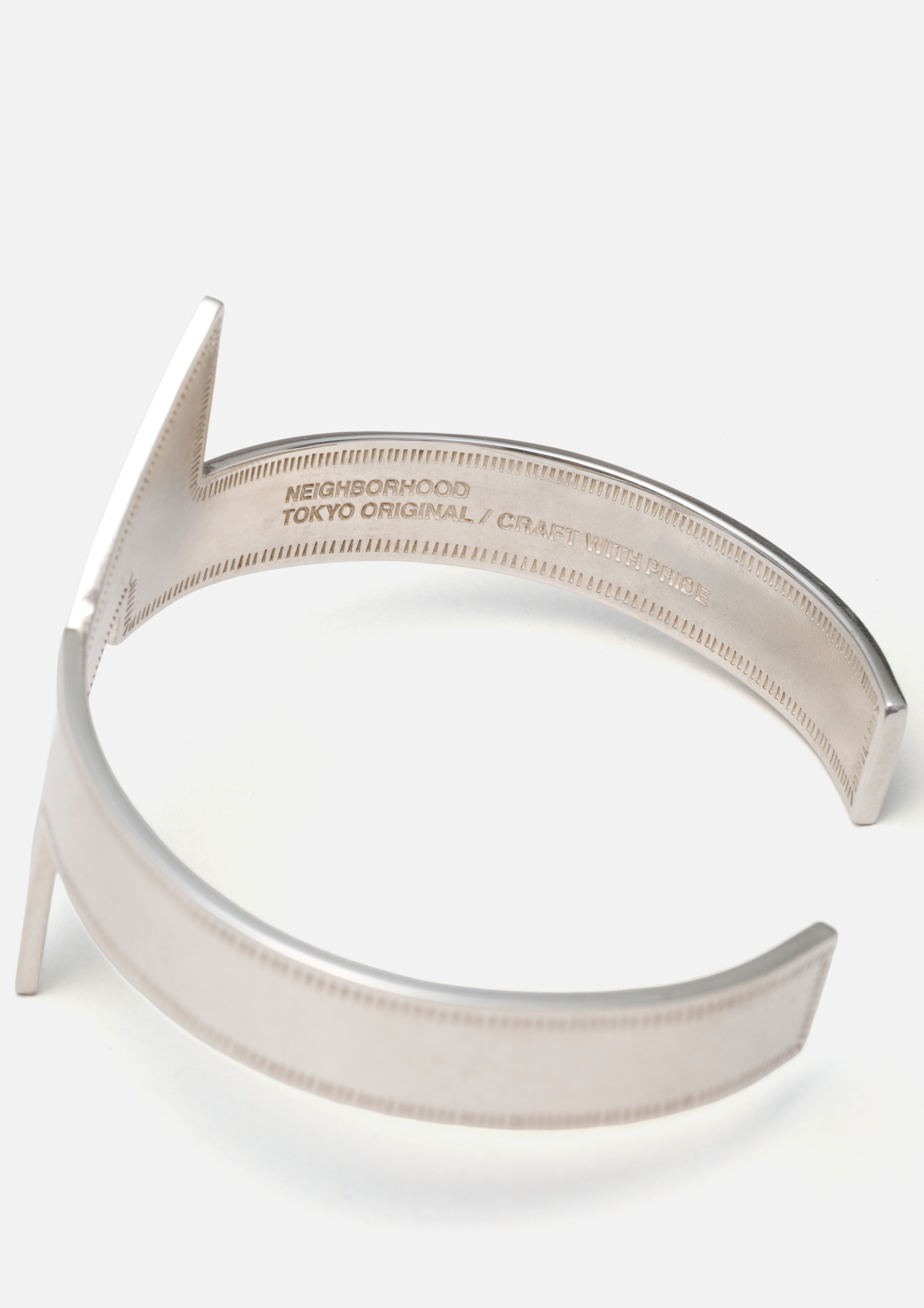 heres(ヒアーズ) HORN BANGLE シルバー バングル 202 HORN BANGLE – h'eres