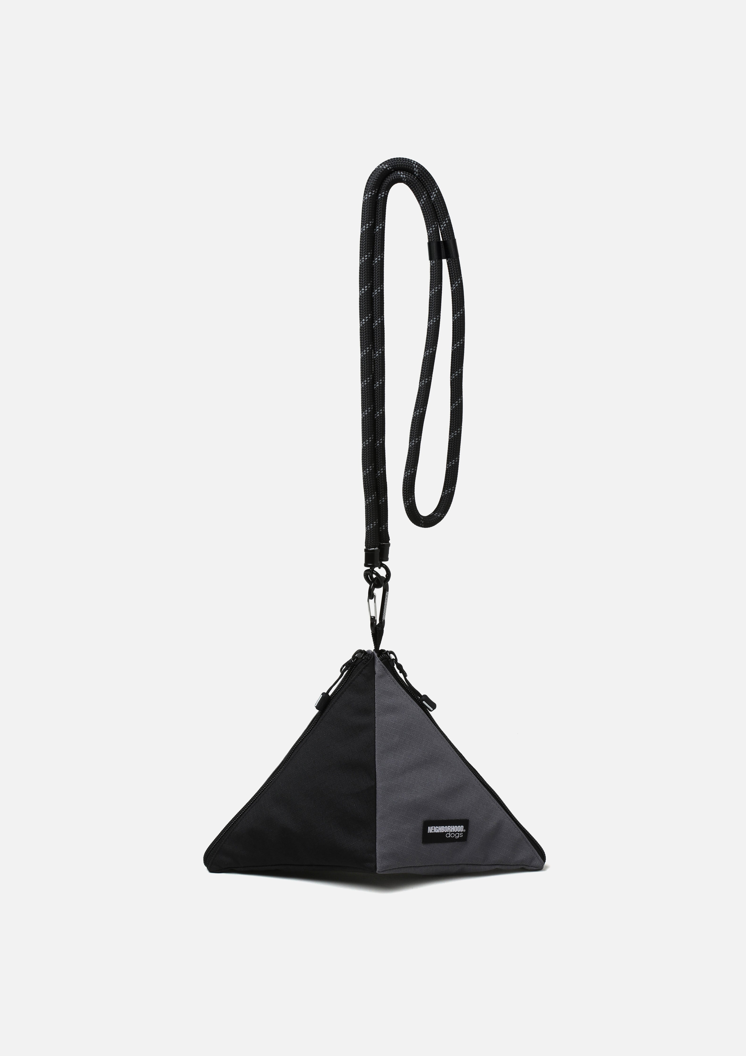 DOG TRIANGLE POUCH