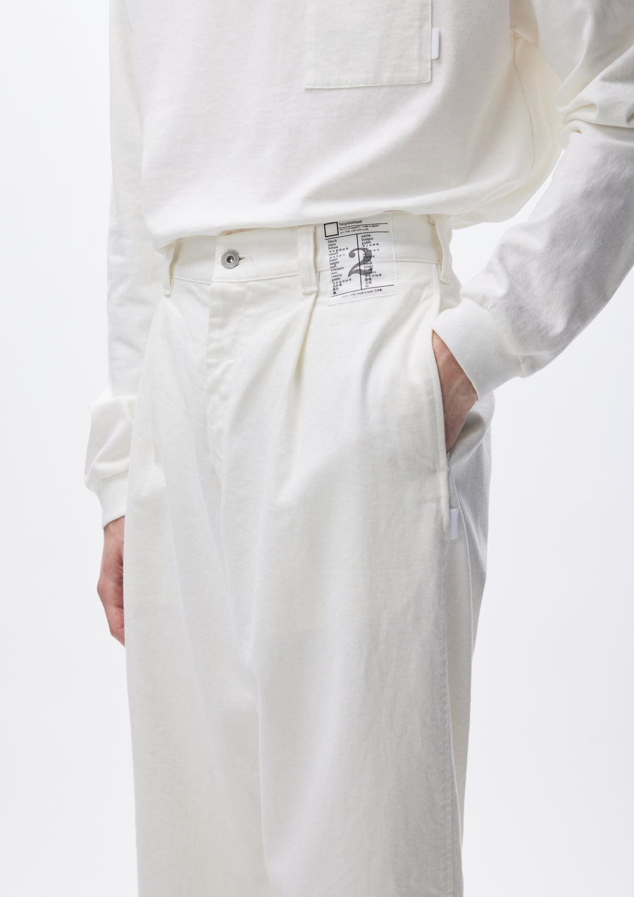 BW . TUCK PANTS