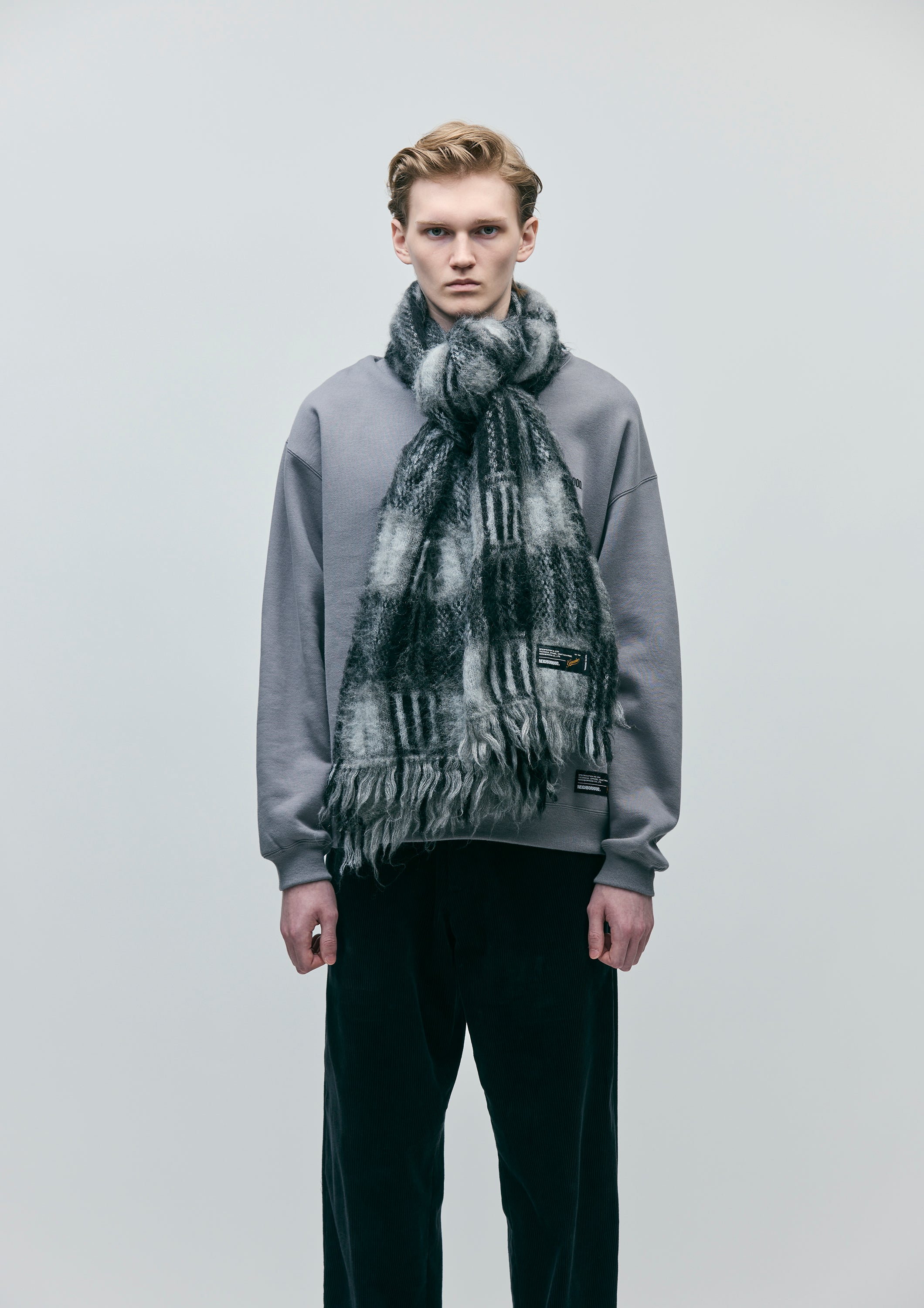 【Ri】LOGO MOHAIR MUFFLER グレー SIGNATURE MUFFLER (Long, short) | ファッション通販サイト NUGU