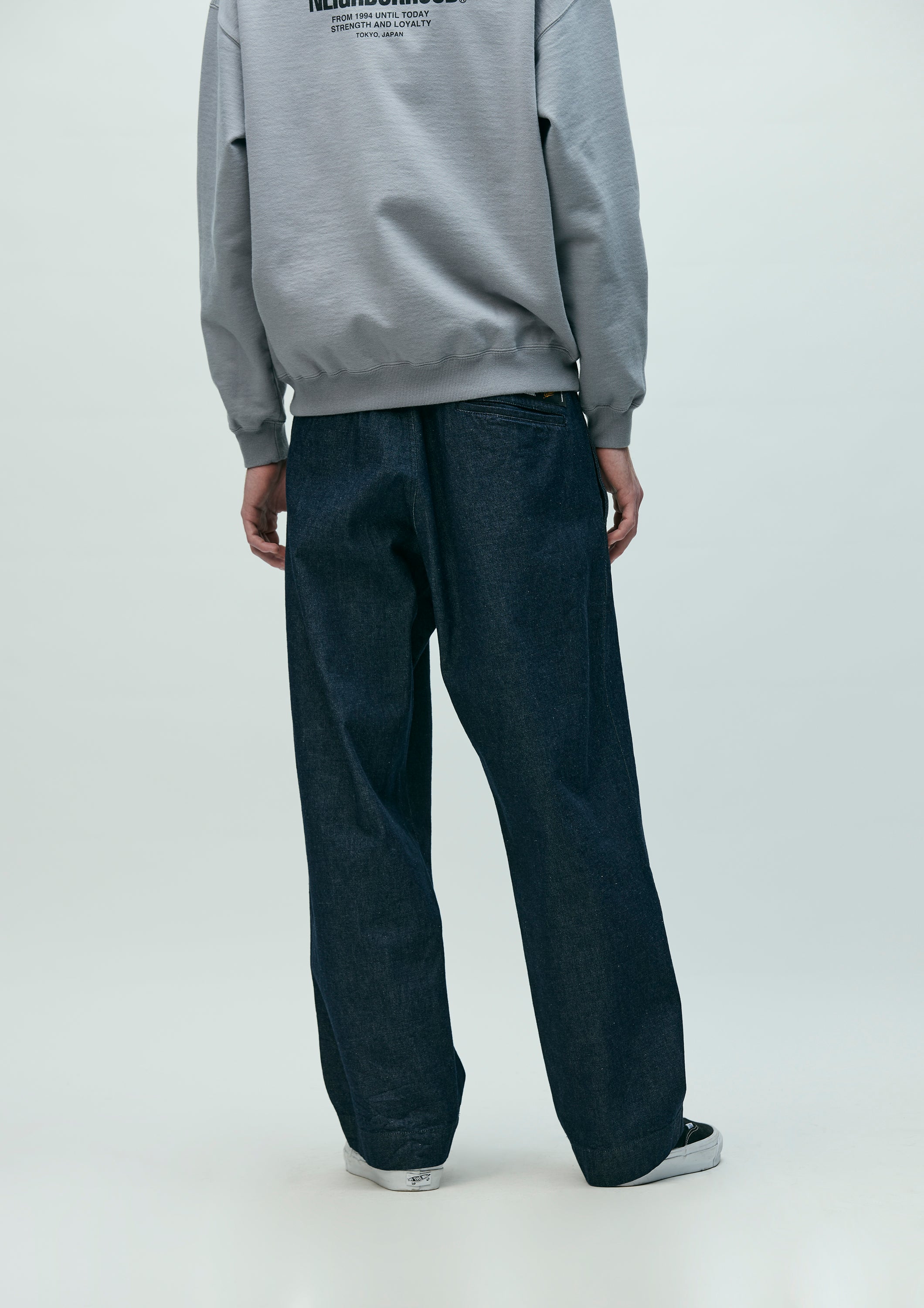 DENIM TUCK PANTS