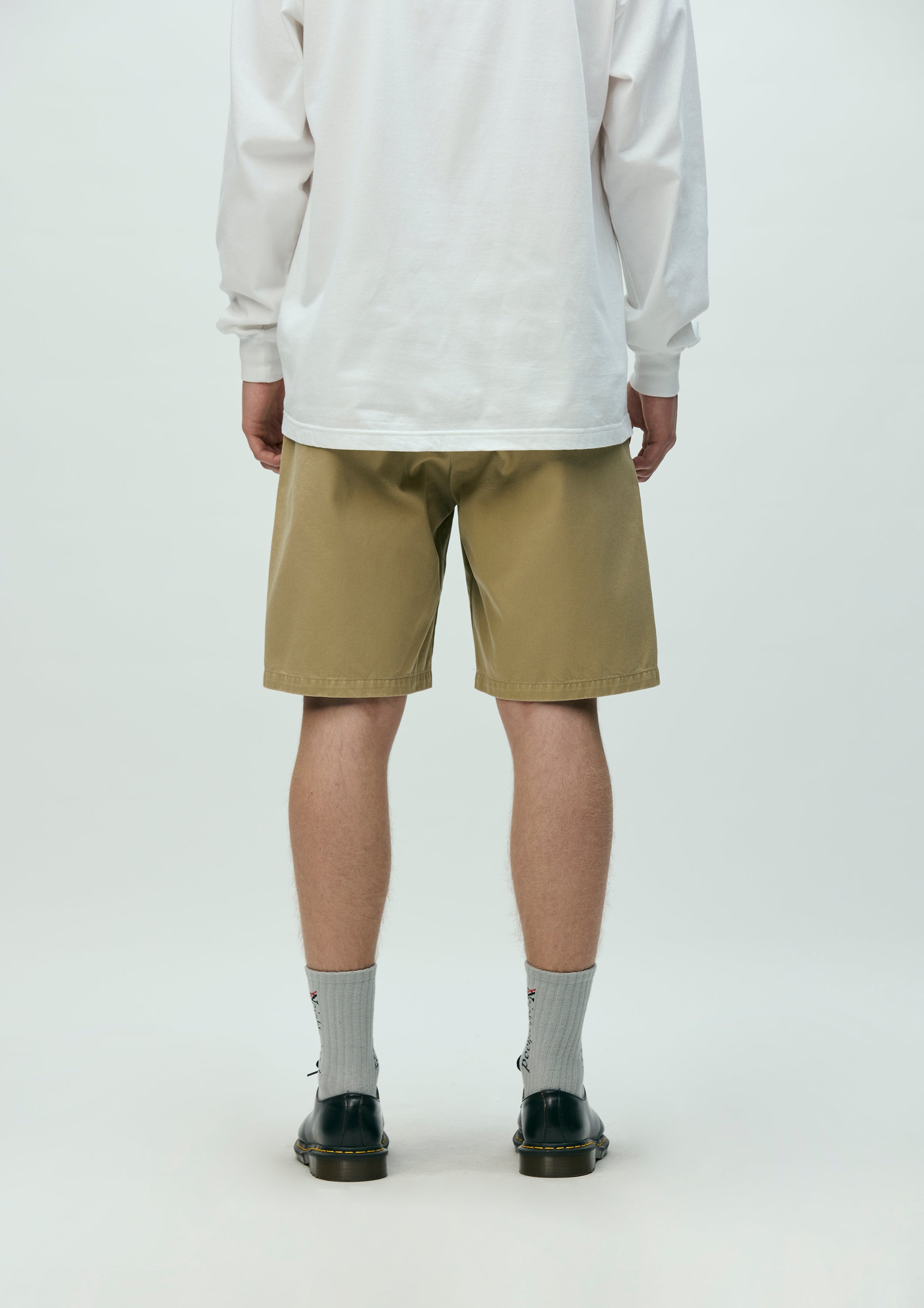 CLASSIC CHINO SHORT PANTS