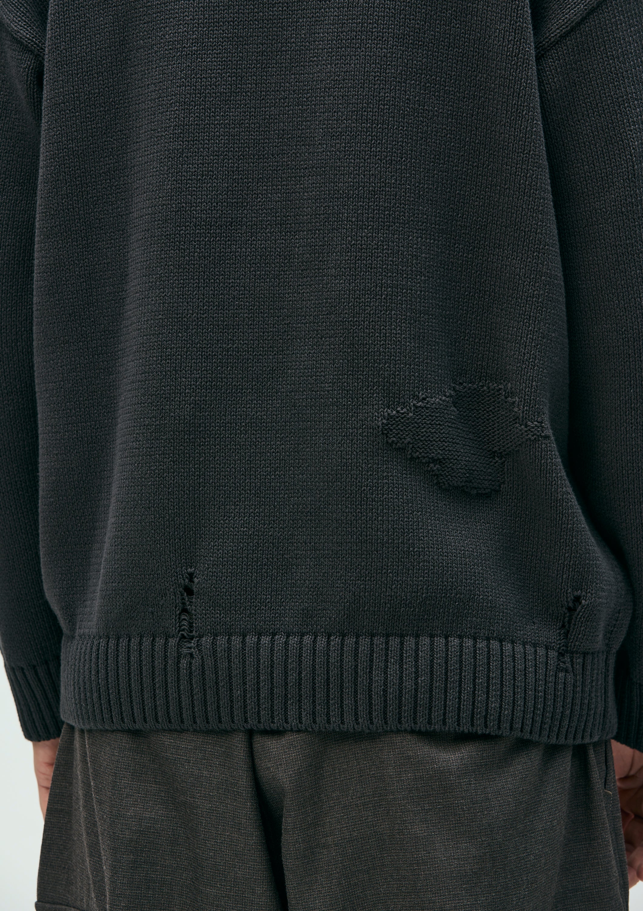 SAVAGE CREWNECK SWEATER