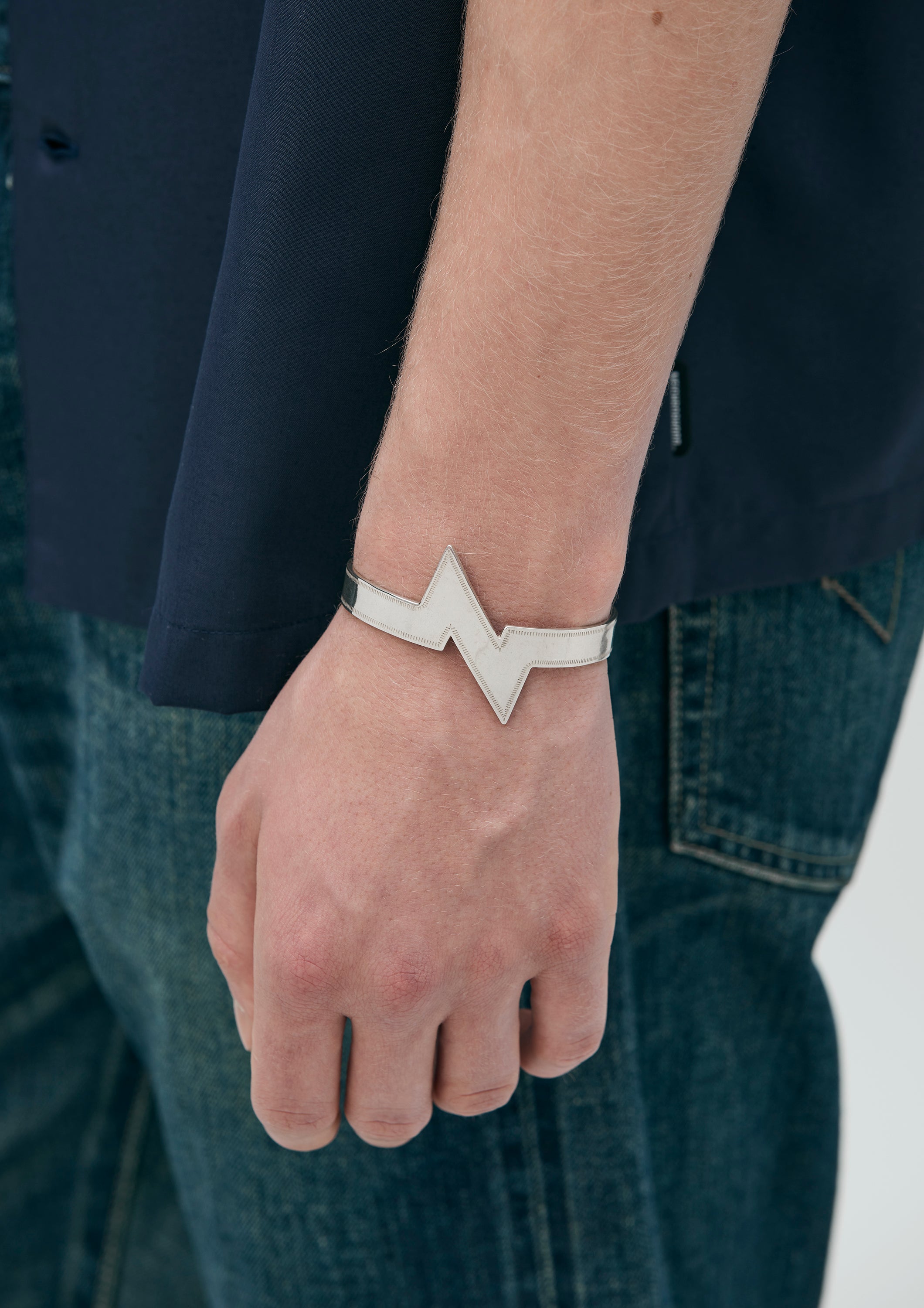 SILVER BANGLE