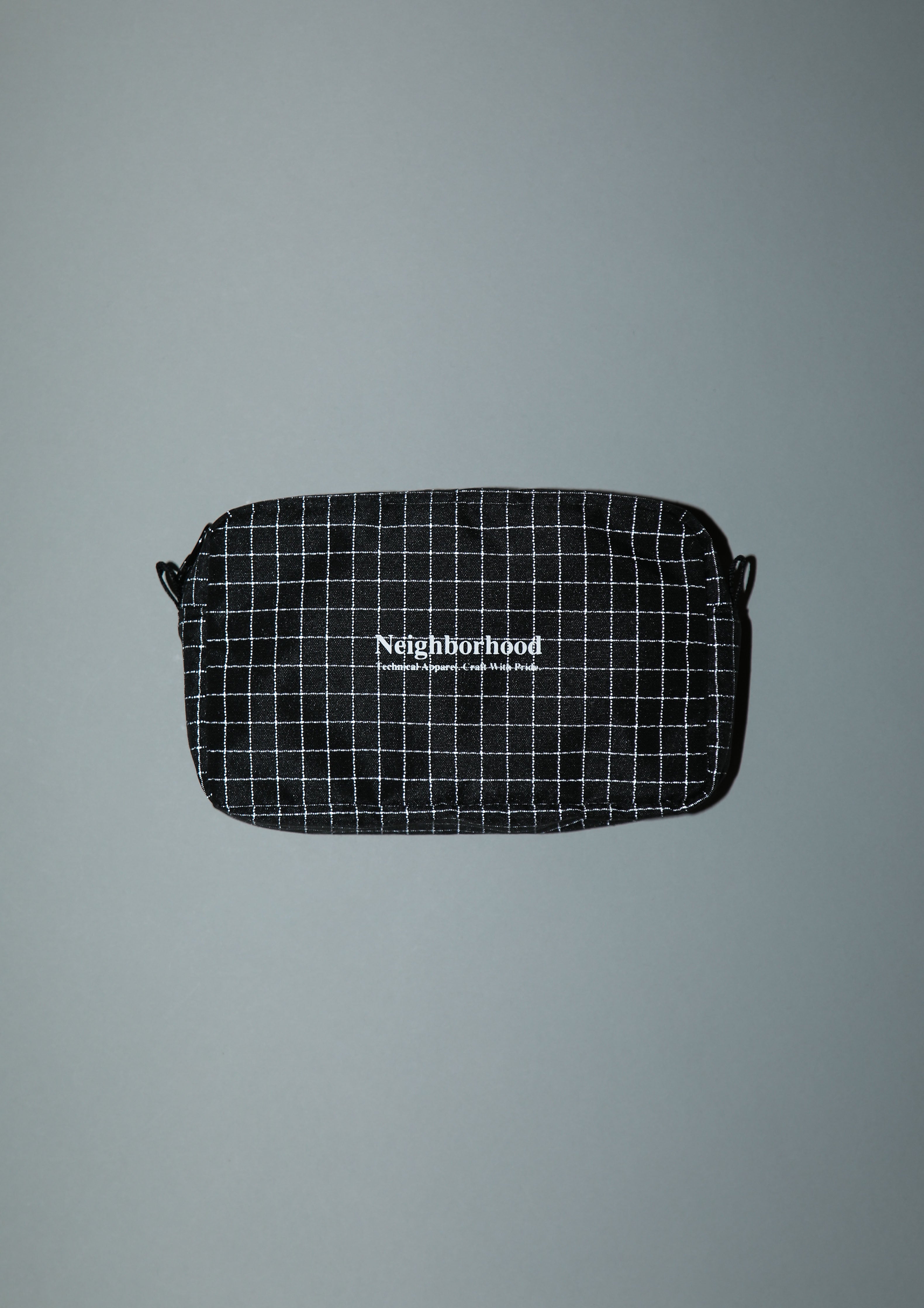 REFLECTIVE POUCH