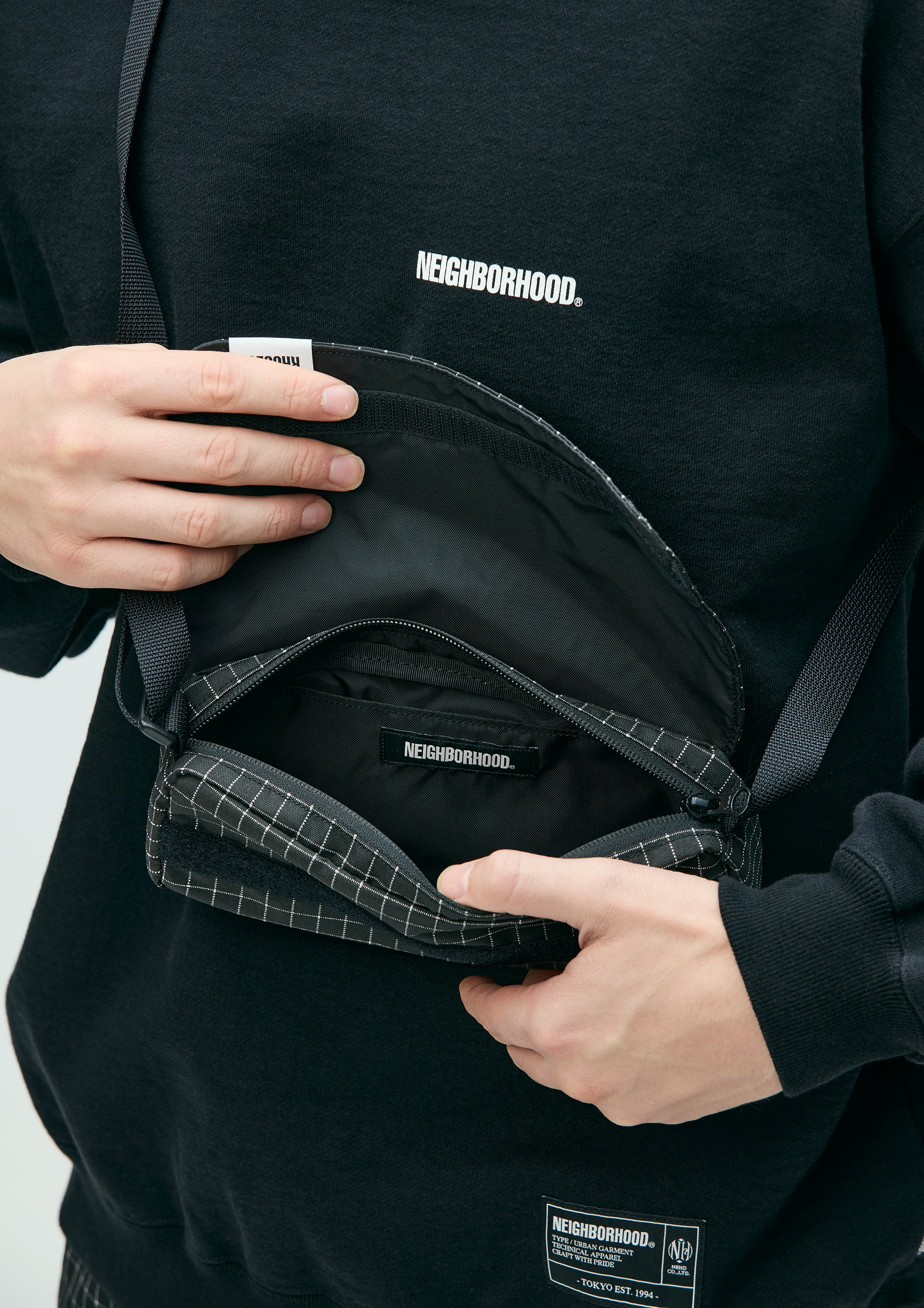 REFLECTIVE MINI SHOULDER BAG