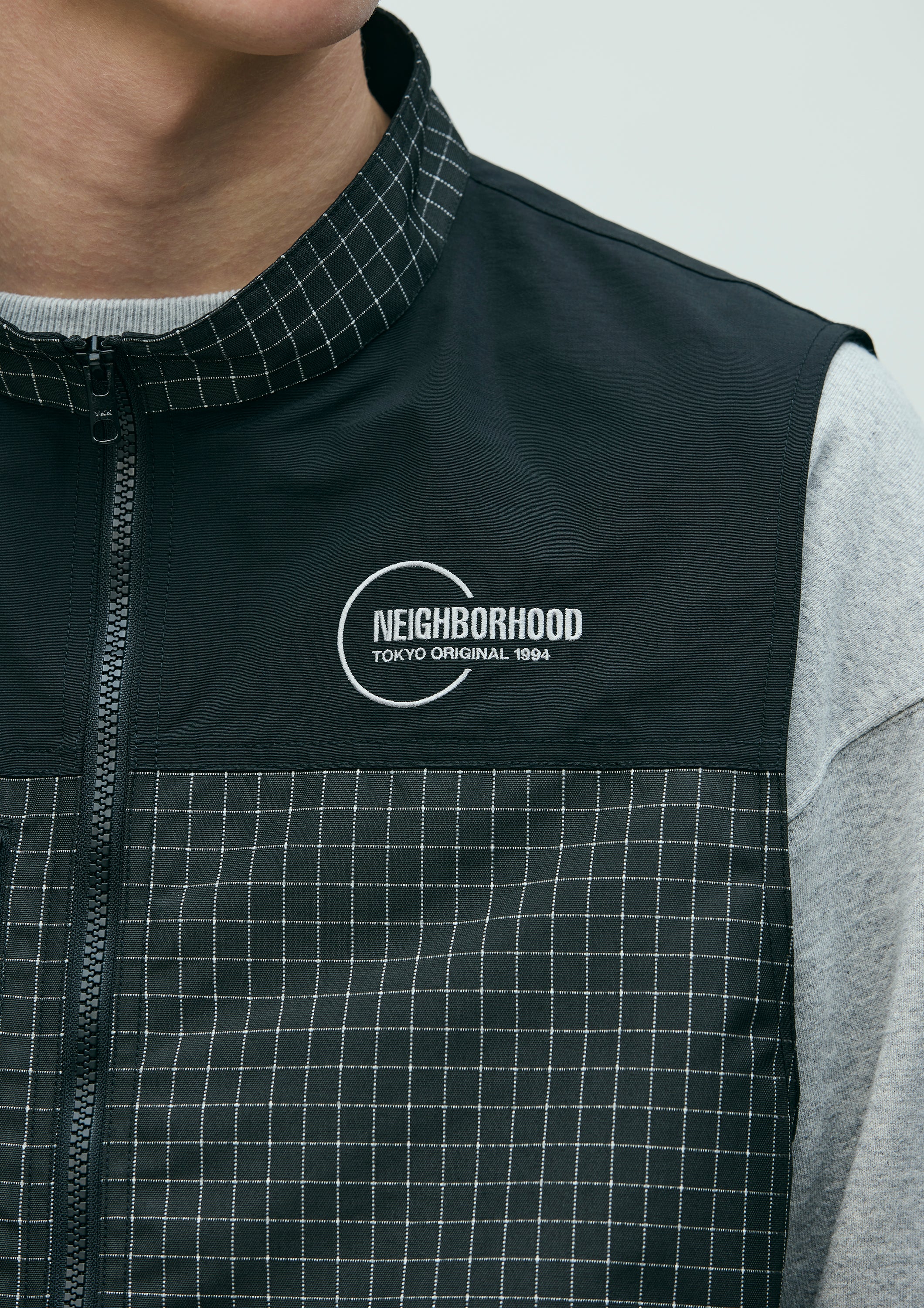 REFLECTIVE STAND COLLAR VEST