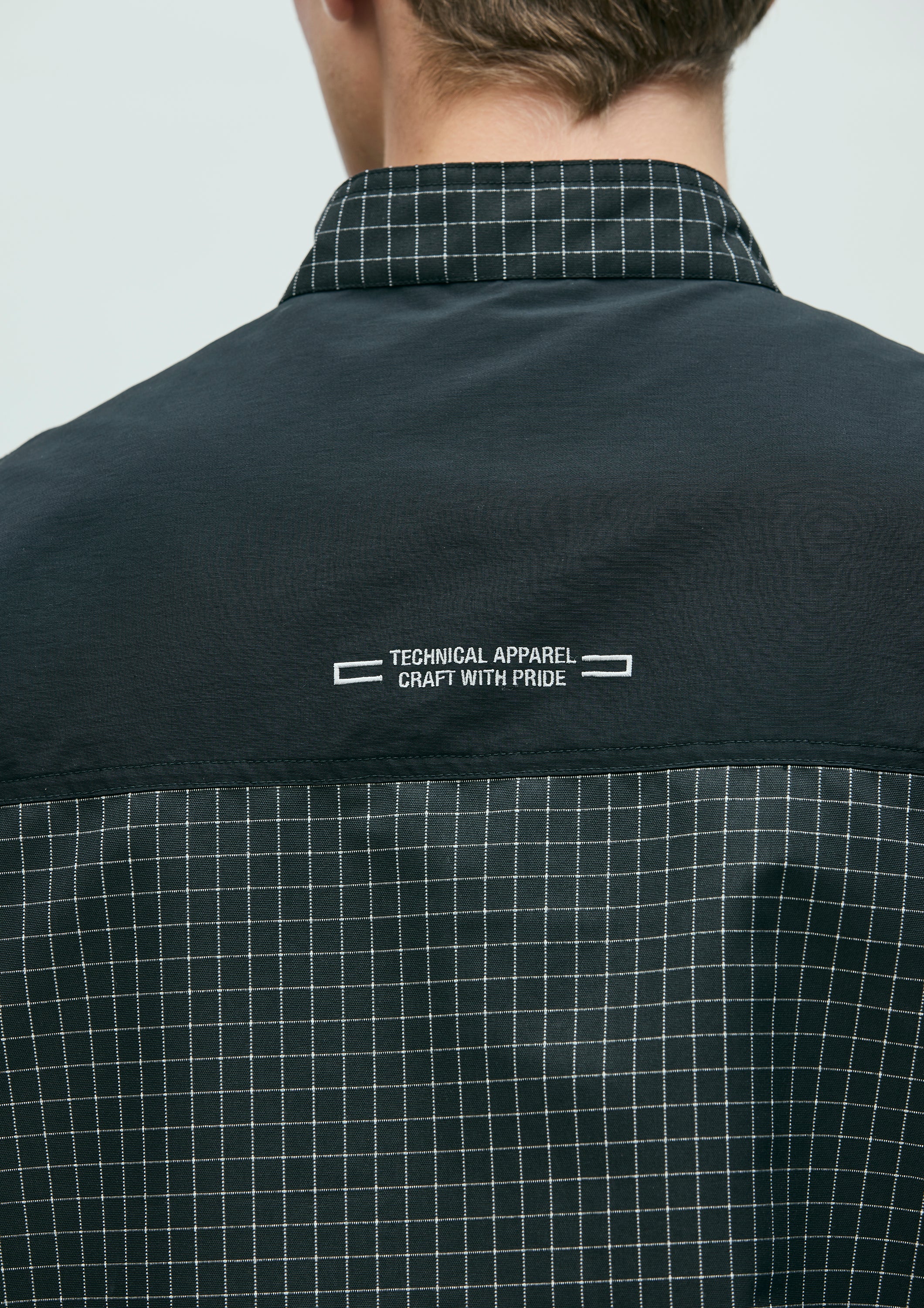 REFLECTIVE STAND COLLAR VEST