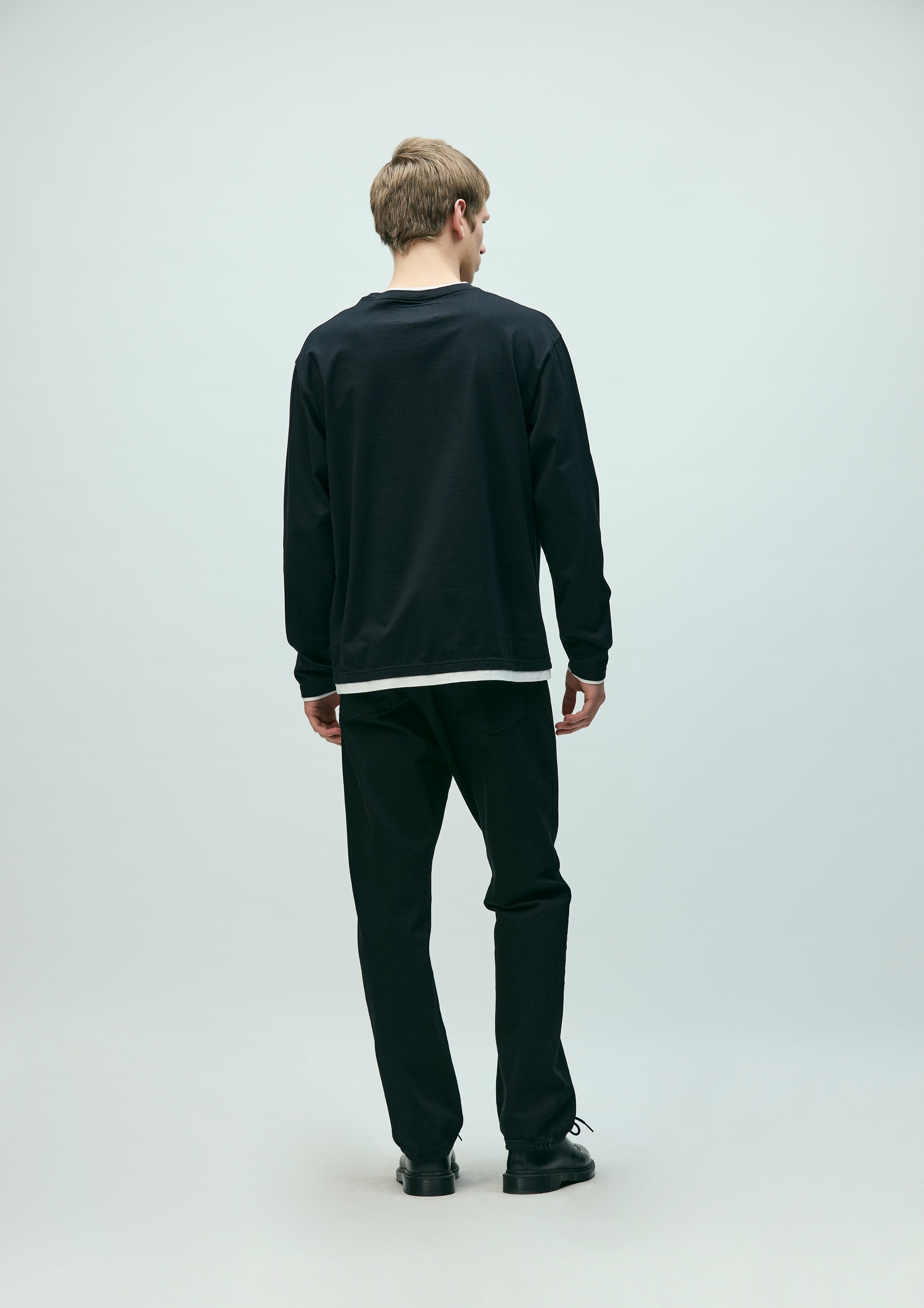 BW . LAYERED TRIM CREWNECK LS