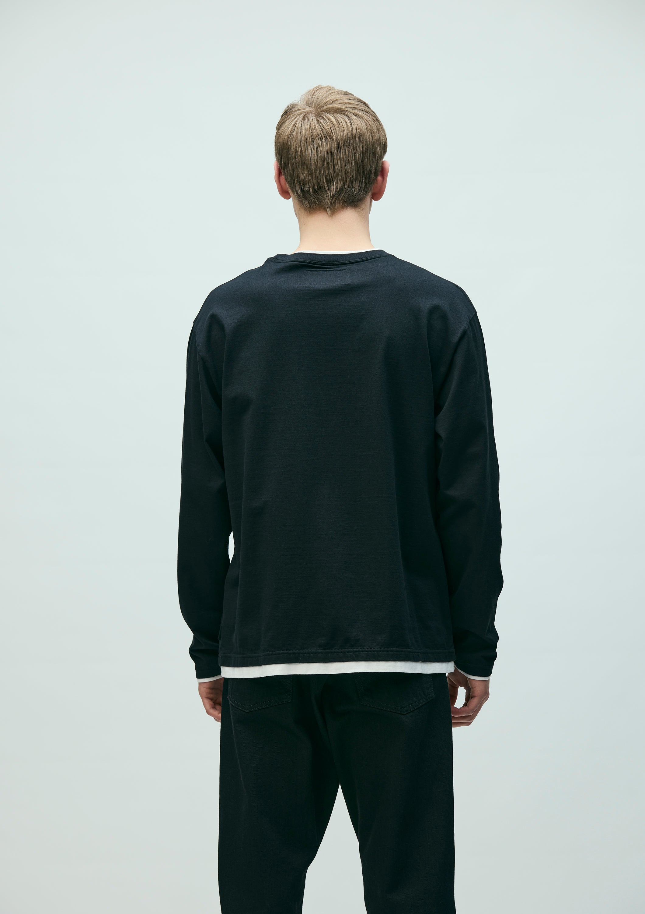 BW . LAYERED TRIM CREWNECK LS