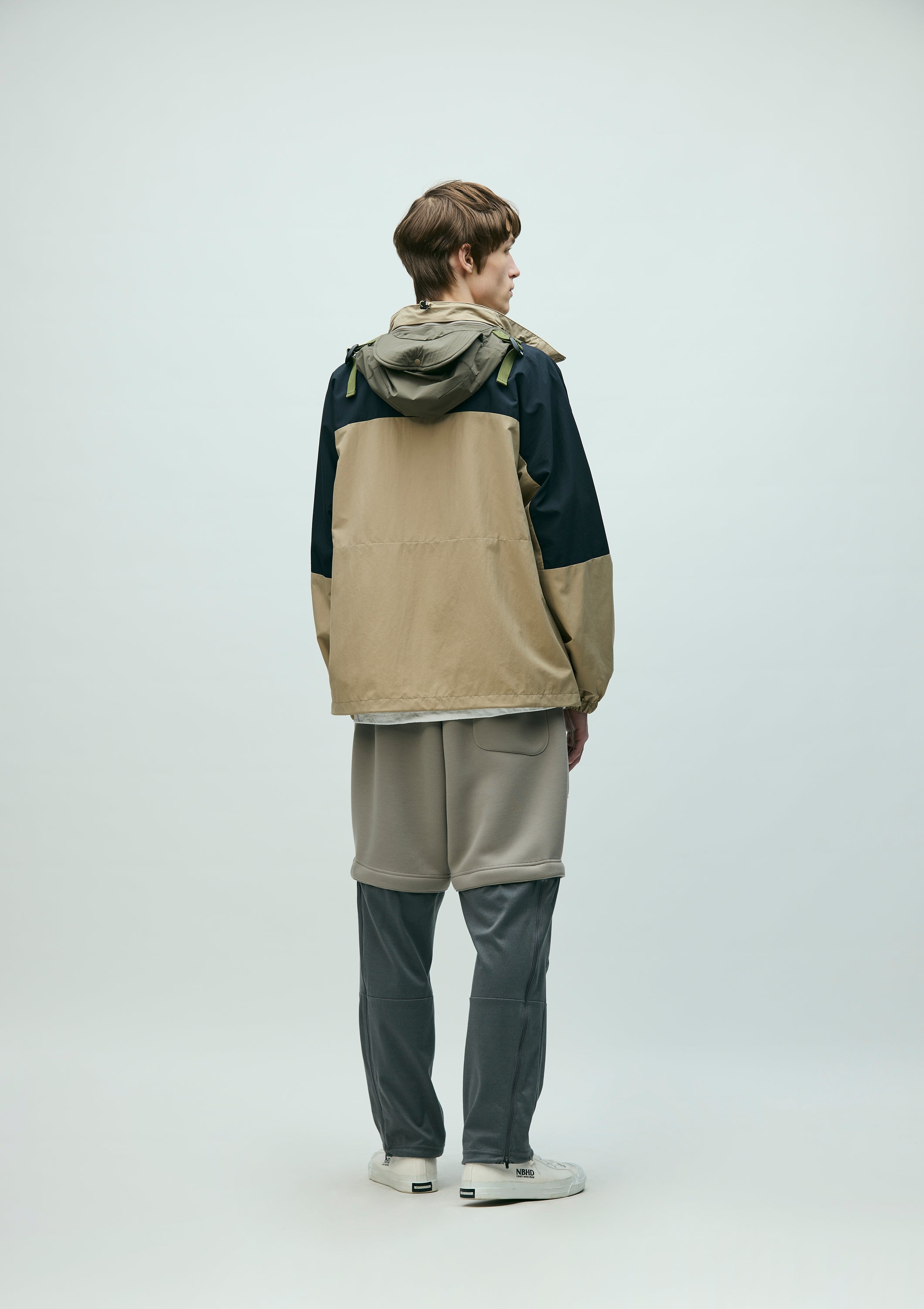 MAP . DETACHABLE HOODED JACKET