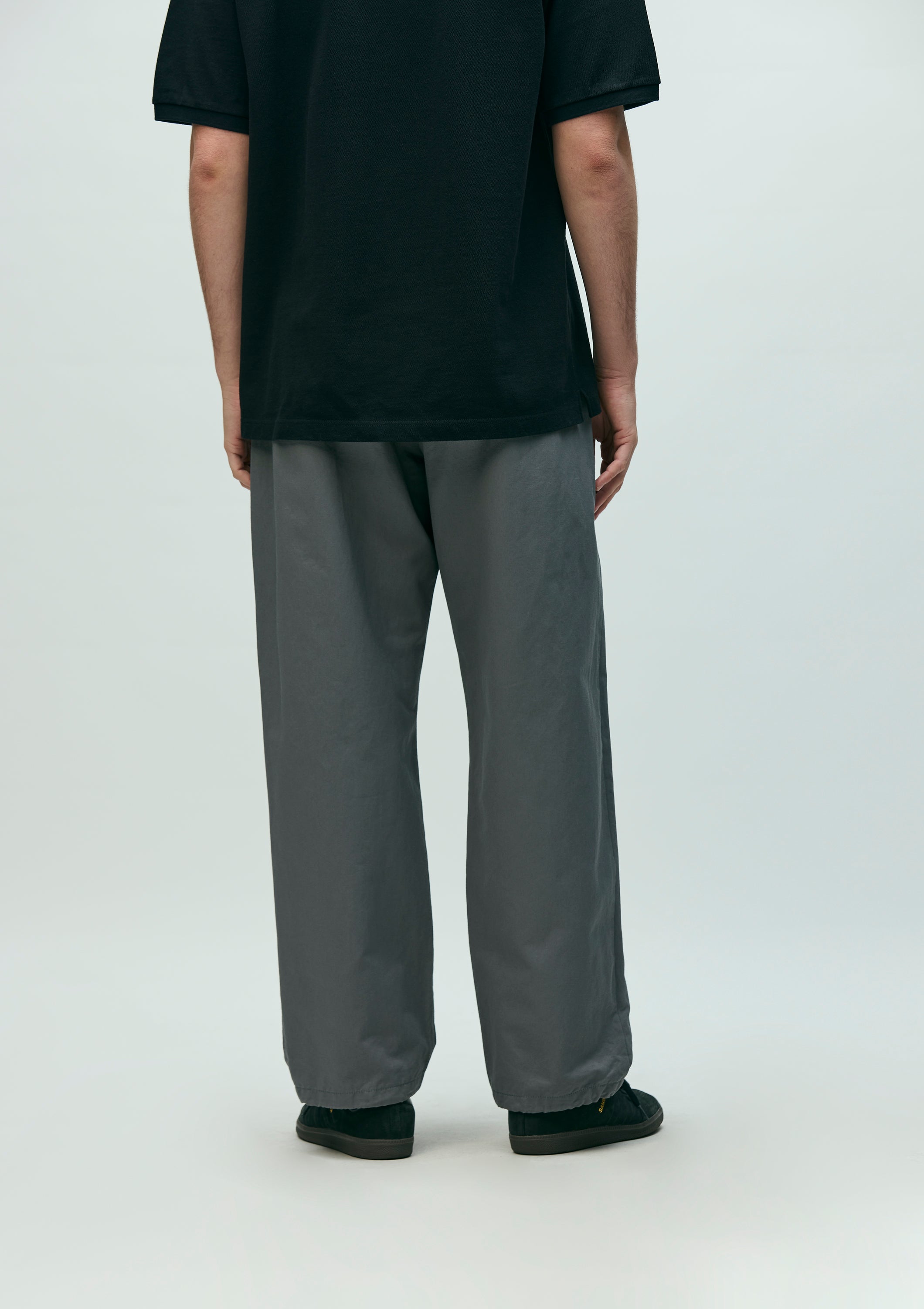 BAGGY SILHOUETTE EASY PANTS