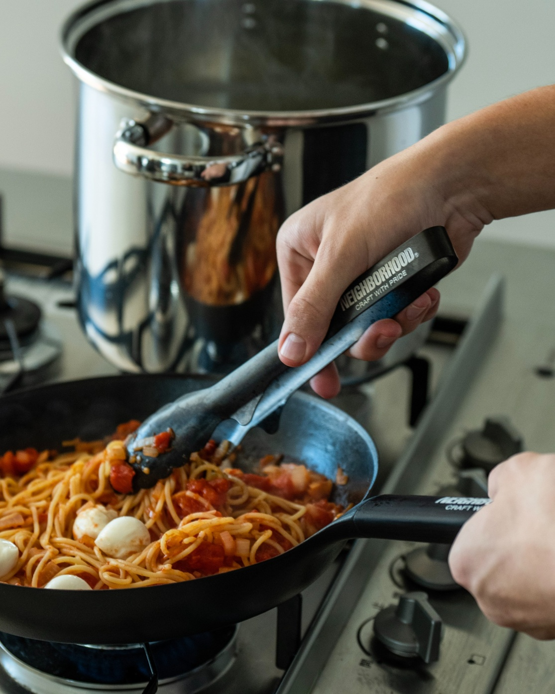 NEIGHBORHOOD® AW25 / KITCHEN SERIES NEIGHBORHOOD® AW25 / KITCHEN SERIES