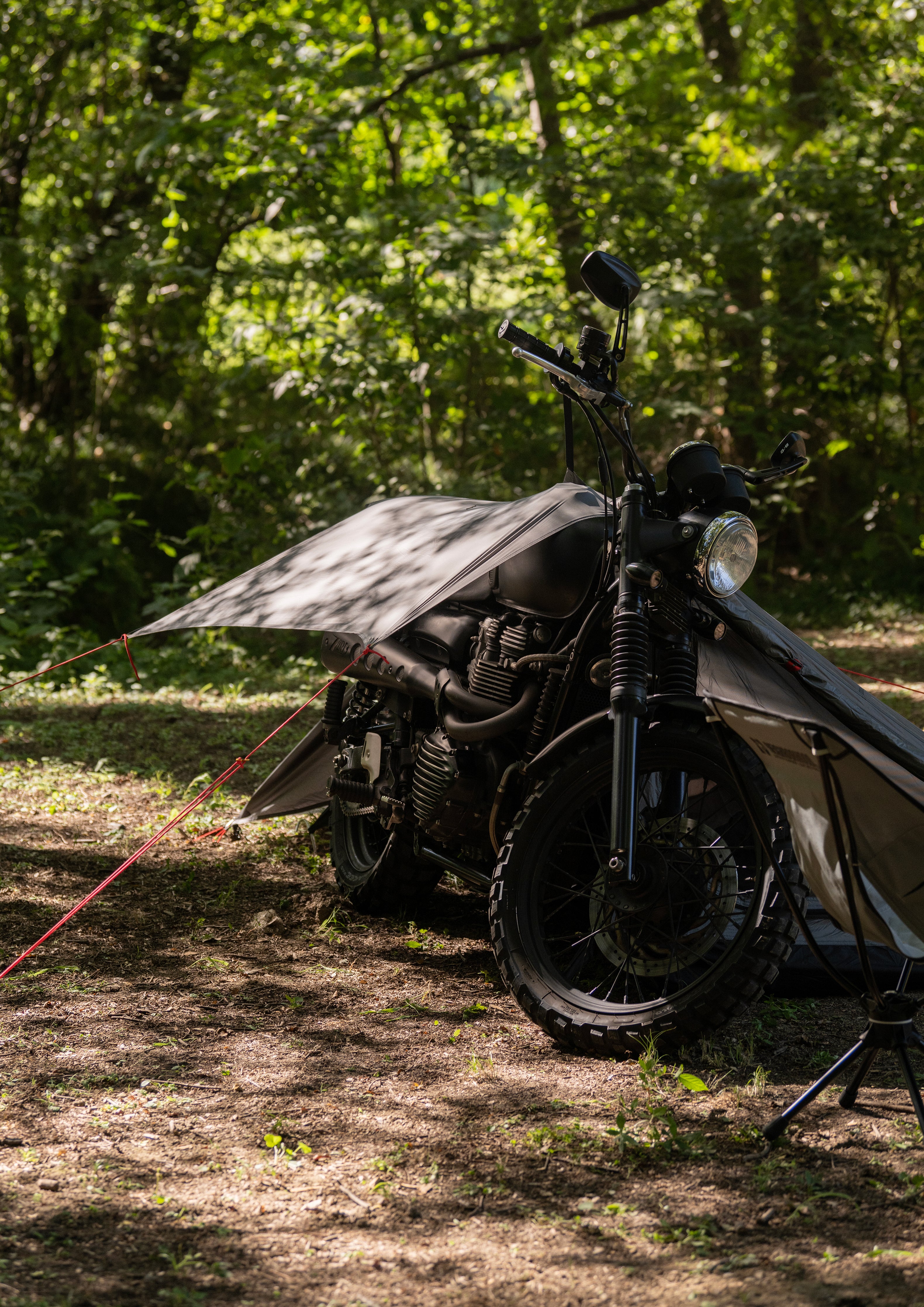 NH X ABEL BROWN . NOMAD 4 MOTORCYCLE TENT